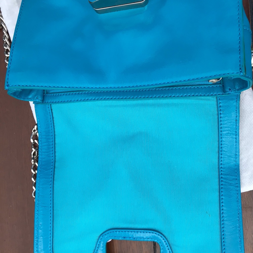 Badgley Mischka Crossbody - Picture 10 of 12